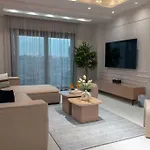 Luxury 2 Bedroom Residence By A1 - 302