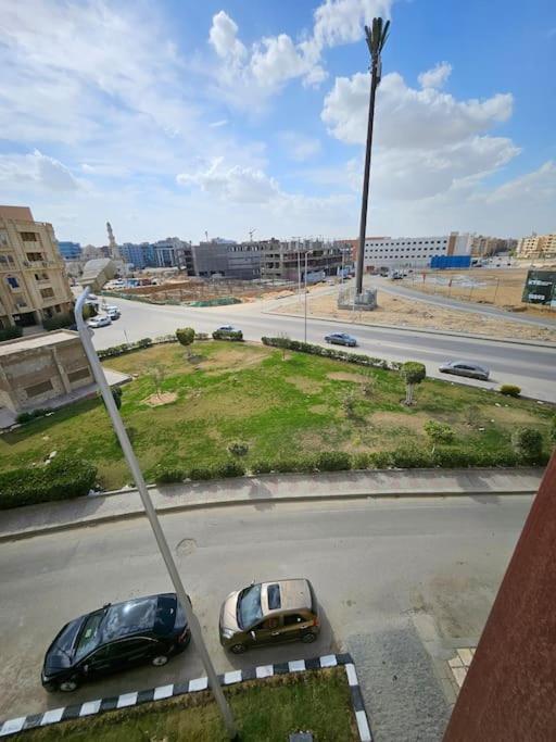 Luxury 2 Bedroom By A1 - 302 * Cairo